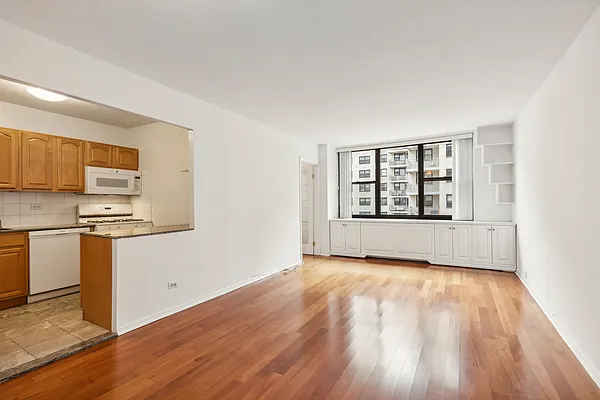 Sold by Corcoran | media 2