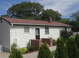 2 Newport Ave, Shelton, CT 06484