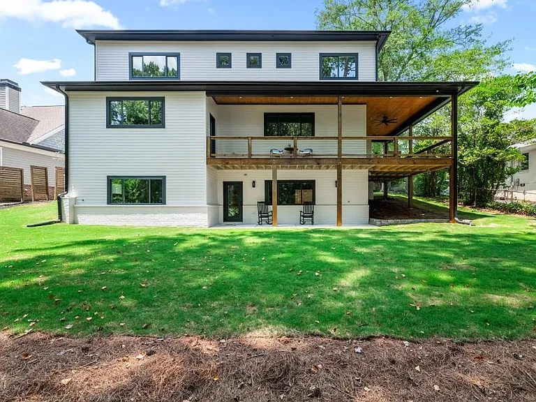 2771 Guthrie St SE — Photo 52