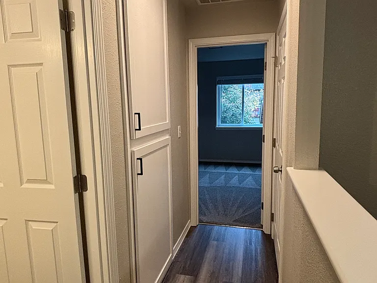 810 SE 9th St #810 — Photo 15