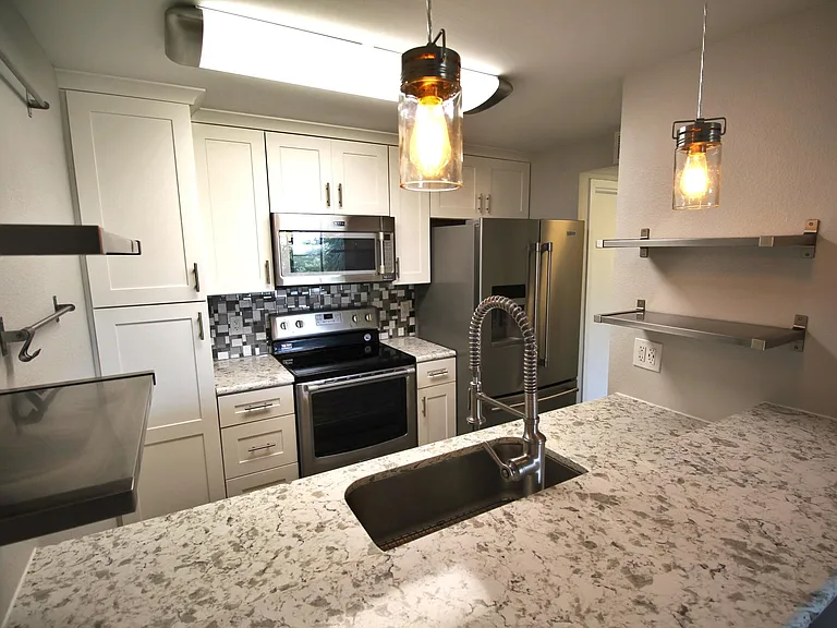 2621 Cove Cay Dr #405 — Photo 11