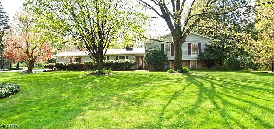 1st image of 8341 Clover Ln