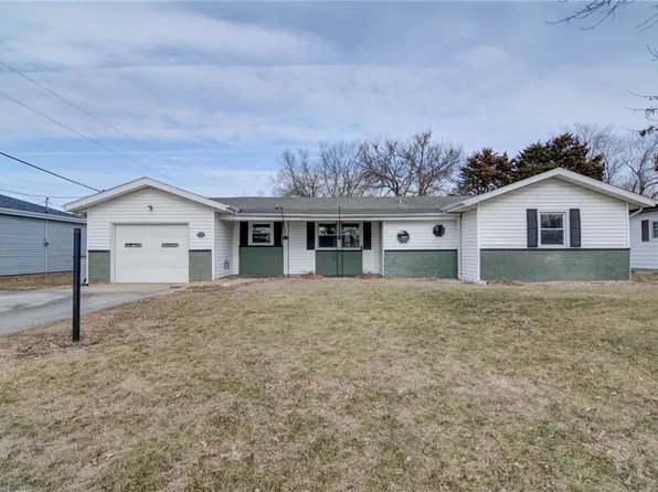 332 E Cox St, Forsyth, IL 62535