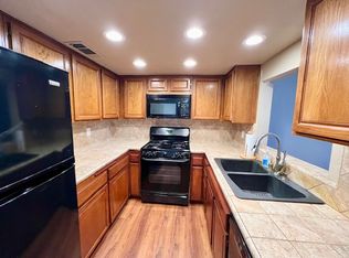 2890 E Huntington Blvd #121, Fresno, CA 93721