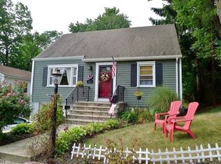 12 Woodland Ave, Rockaway, NJ