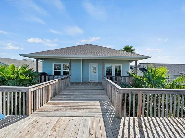 203 Barracuda St, Hitchcock, TX 77563