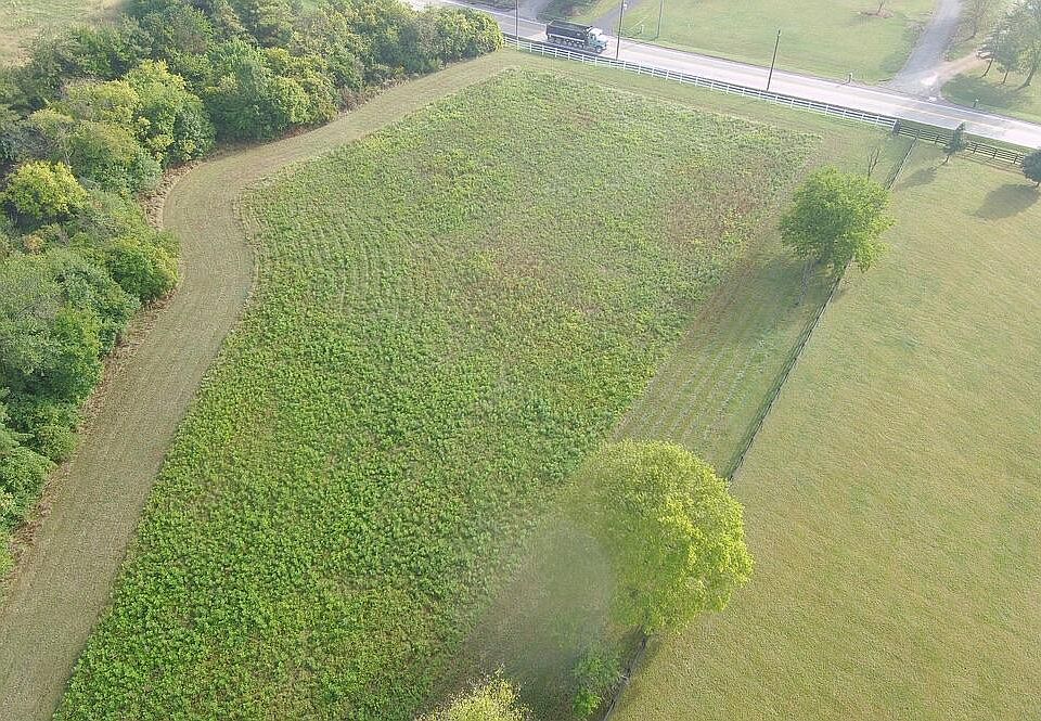 2nd image of 5310 S Section Line Rd