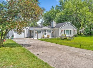 6157 Hazel St, Taylor, MI 48180