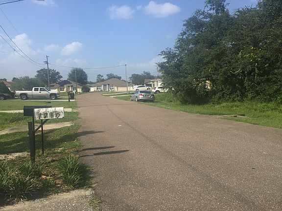 5th image of 1713 Shad Ln
