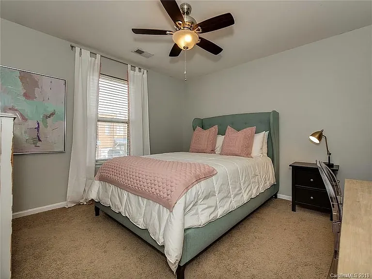 520 Patterson St — Photo 10