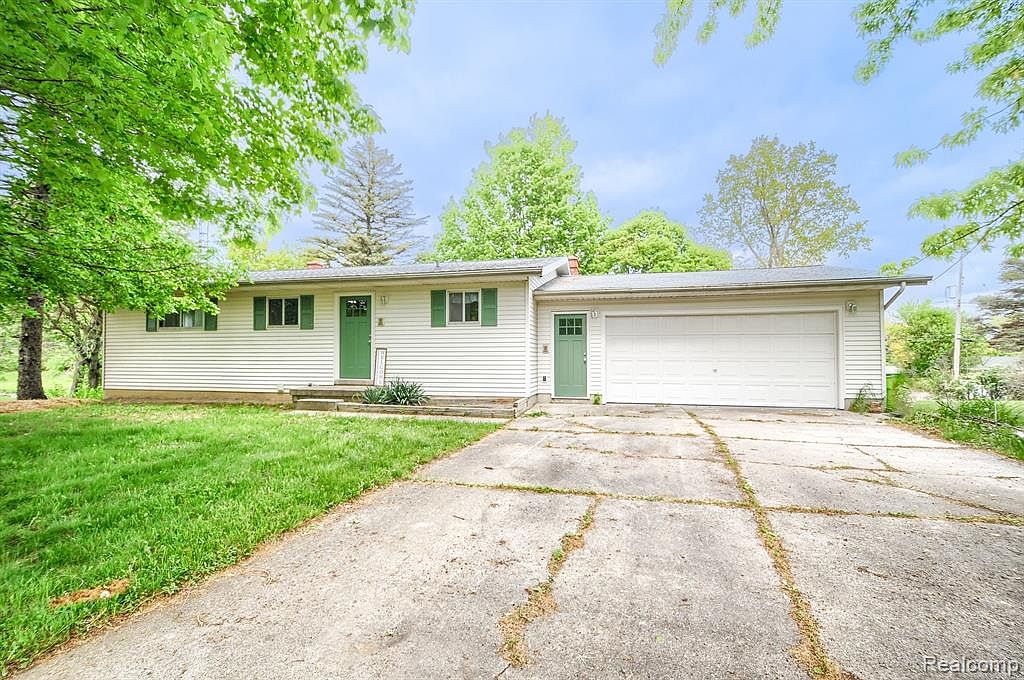 7074 Abbey Ln, Swartz Creek, MI 48473 Zillow