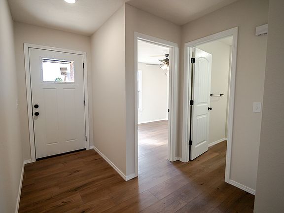 4th image of 1102 Fenli Ave
