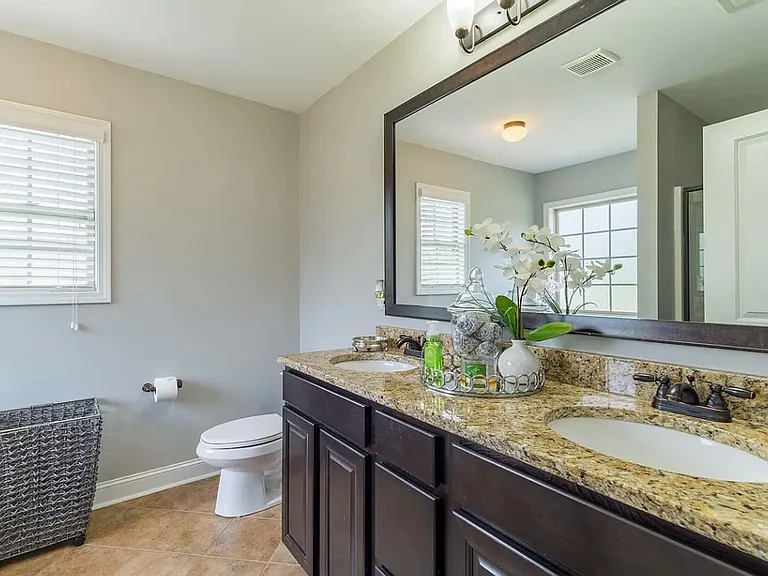 322 Tufton Ct — Photo 23