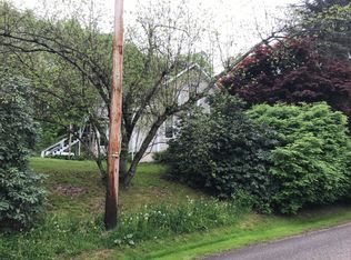 5186 Indian Hill Rd SE, Uhrichsville, OH 44683