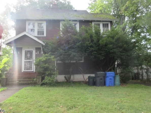 11 Belmont St, Englewood City, NJ 07631