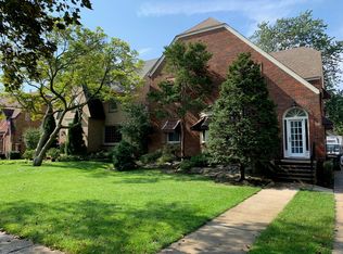 318 Wisner St, Park Ridge, IL 60068