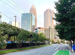 525 W 6th St #420, Charlotte, NC 28202