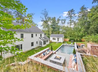 235 N Maple Ave, Greenwich, CT 06830