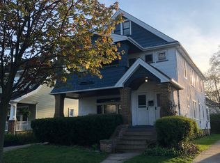 2040 Elmwood Ave, Lakewood, OH 44107