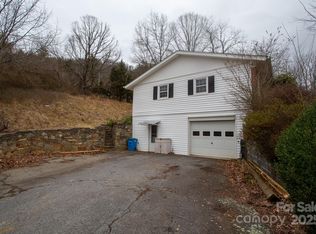 332 Baird Cove Rd, Asheville, NC 28804