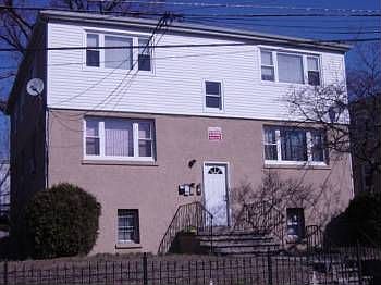 1st image of 17 Kenmore St