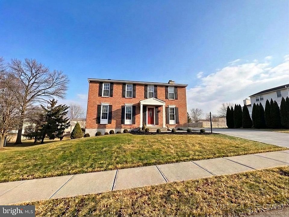 1st image of 3803 Proctor Ln