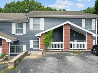 11 Babcock St UNIT 2, West Warwick, RI 02893