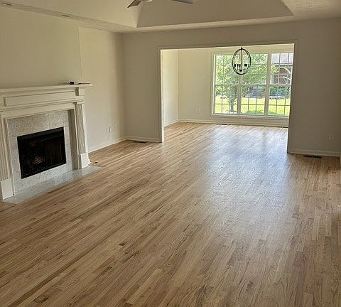 3rd image of 659 Lilycrest Dr
