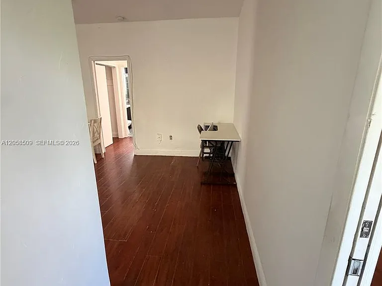 1026 Euclid Ave #6 — Photo 2