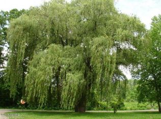 33751 School St, Eau Claire, MI 49111