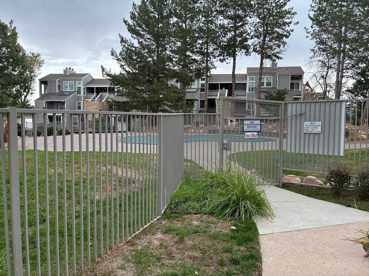 2 bed, 954 sqft, $2,400 — Photo 3