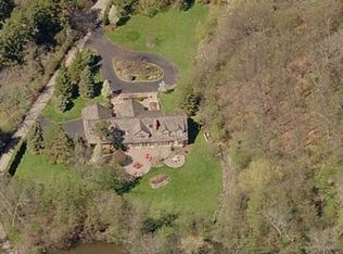 161 Lone Pine Rd, Bloomfield Hills, MI 48304