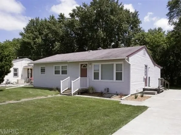 1716 Woodward Ave, Kalamazoo, MI 49007