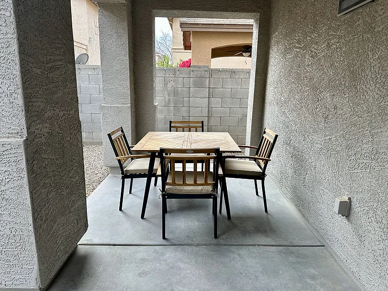21125 E Munoz St — Photo 30