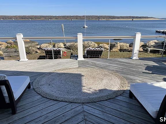 5th image of 114 Jupiter Point Rd