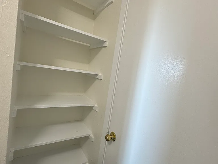 80 Martin Dr — Photo 14