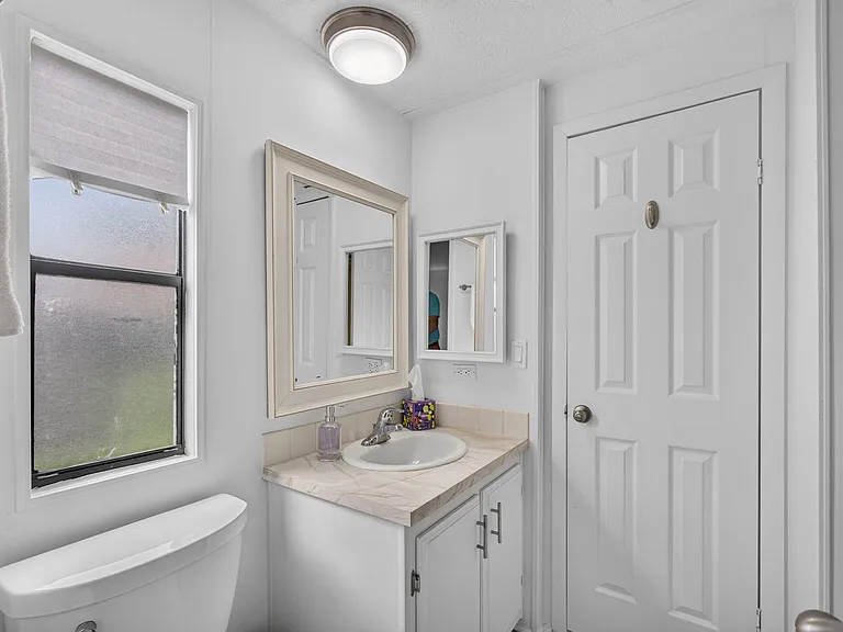 7640 SE Shenandoah Dr — Photo 34
