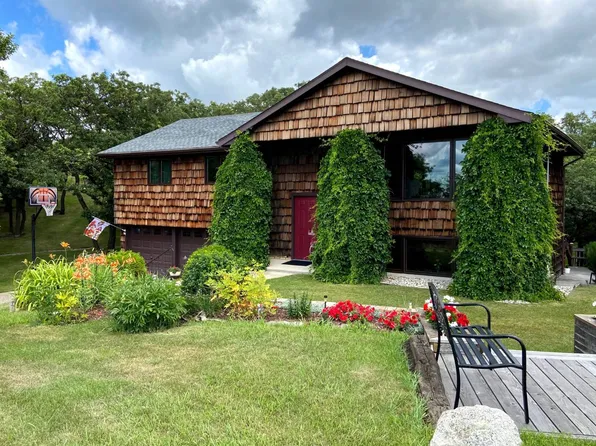 10170 County Road 49, Bottineau, ND 58318