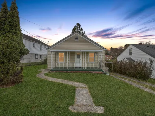 323 Hubbard St, Beckley, WV 25801