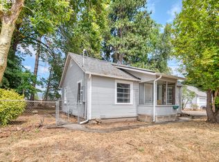 2520 J St, Springfield, OR 97477