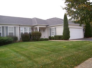 13671 Dakota Fields Dr, Huntley, IL 60142