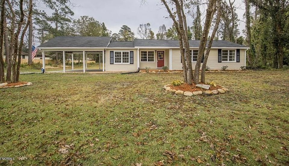 1st image of 216 Barbara Ave