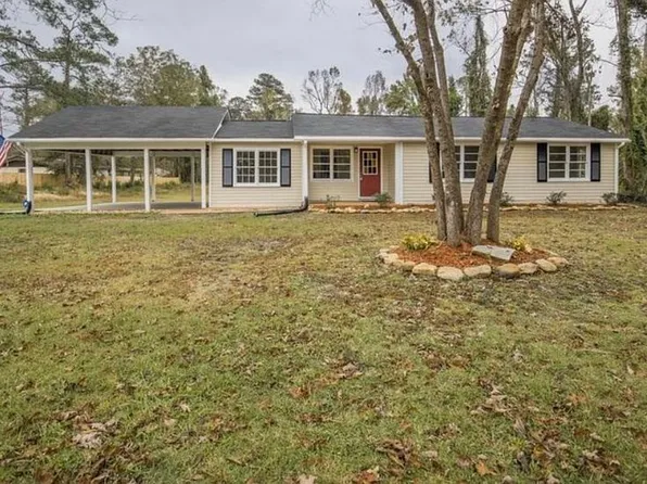 216 Barbara Ave, Midway Park, NC 28544