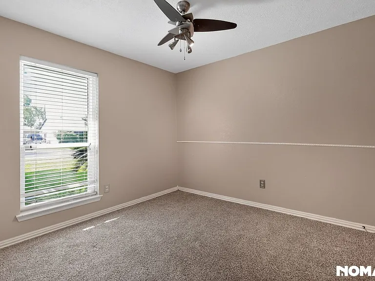 2323 Tall Ships Dr — Photo 33