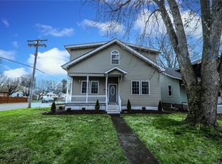 1202 Troy Rd, Edwardsville, IL 62025