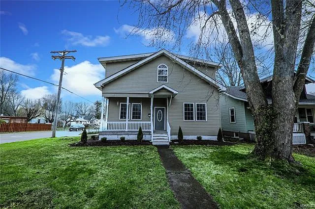 1202 Troy Rd photo 1