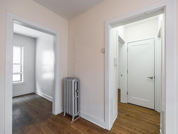 3rd image of 2643 N Spaulding Ave APT 3E