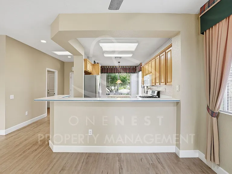 117 Golden Spike Ct — Photo 5