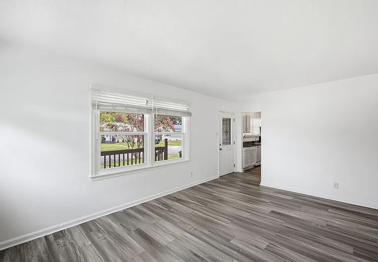 5545 Aragon Dr — Photo 7