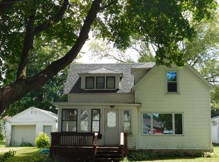 203 W Cherokee Ave, Shabbona, IL 60550